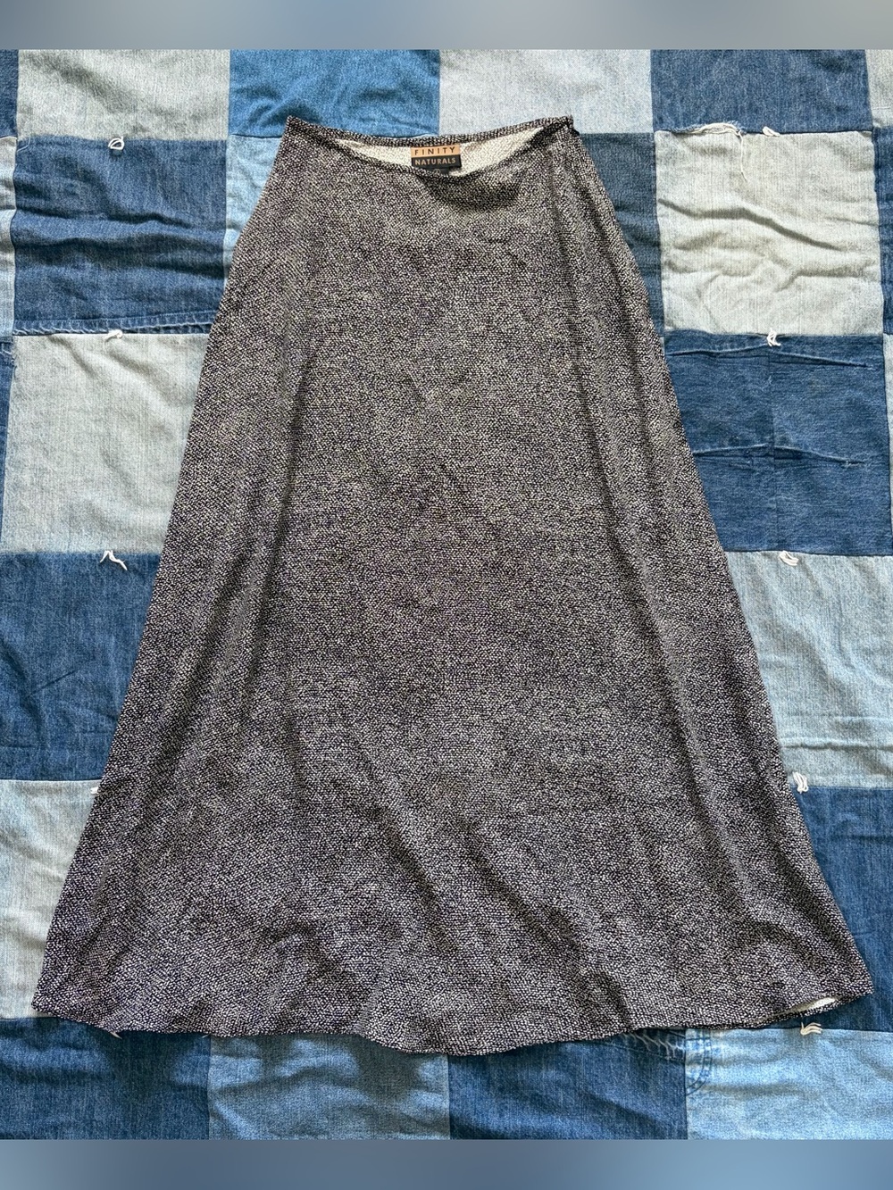 vintage 90s 100% silk finity naturals maxi skirt black white patterned size 2